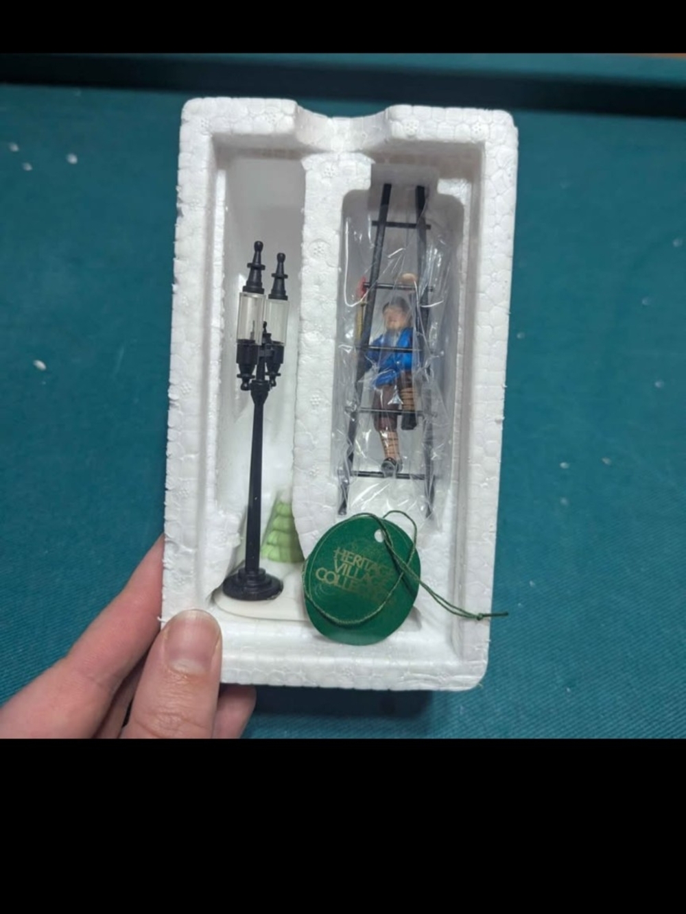 Department 56 - The Heritage Village Collection - Lamplighter Accessory Set